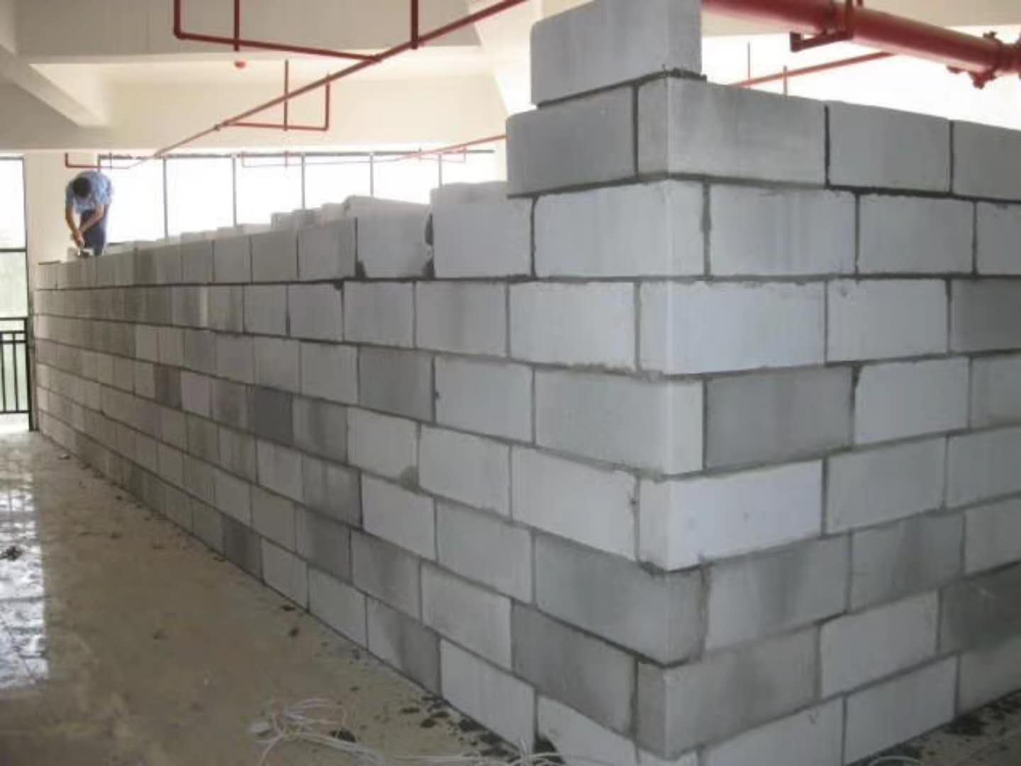 灌南蒸压加气混凝土砌块承重墙静力和抗震性能的研究